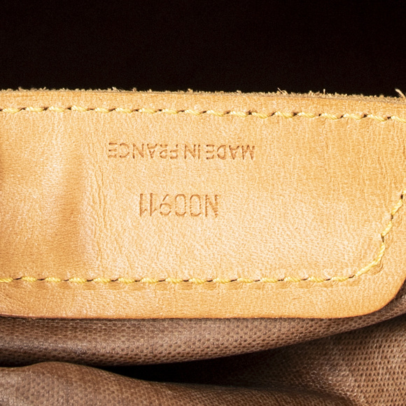 Louis Vuitton Flanerie PM - Picture 8 of 8